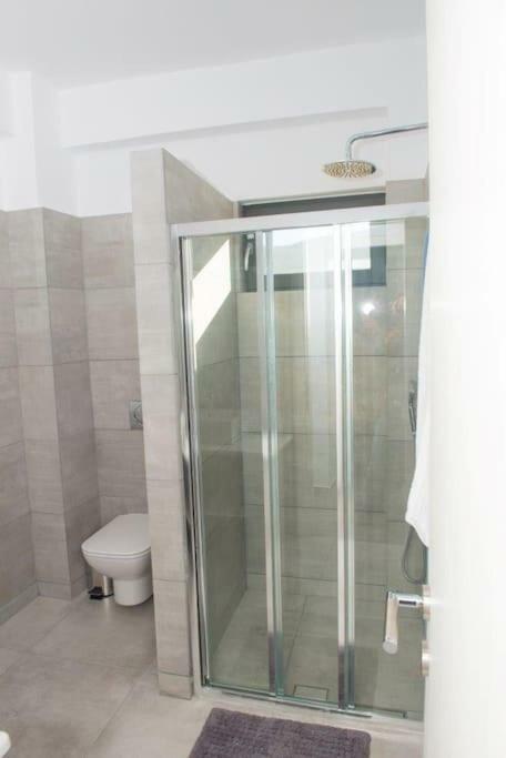 Irene Twin Condo Plataria Bagian luar foto