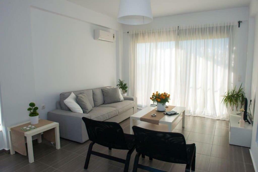 Irene Twin Condo Plataria Bagian luar foto