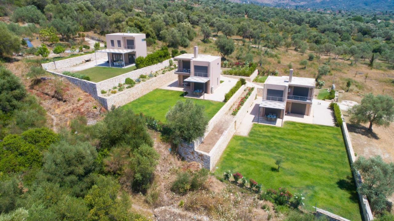 Irene Twin Condo Plataria Bagian luar foto